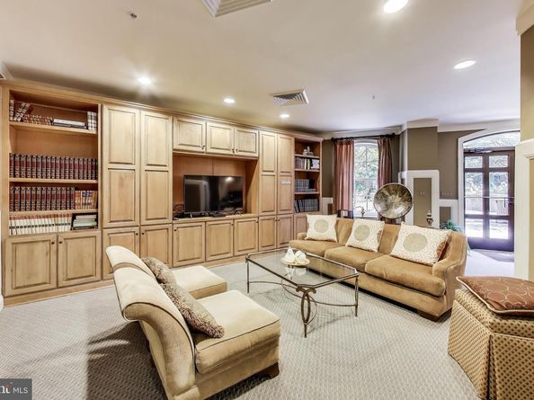 1781 Chain Bridge Road 402, Mclean VA 22102