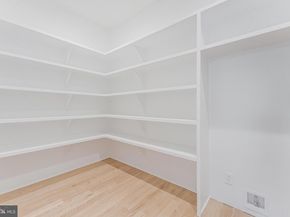 1052 Balls Hill Road, Mclean VA 22101