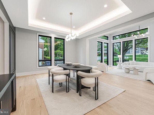 1052 Balls Hill Road, Mclean VA 22101