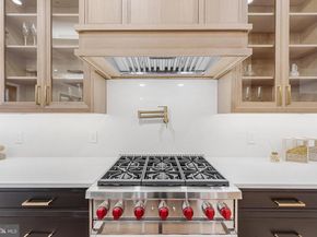1052 Balls Hill Road, Mclean VA 22101