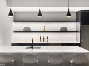 1052 Balls Hill Road, Mclean VA 22101