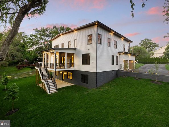 1052 Balls Hill Road, Mclean VA 22101