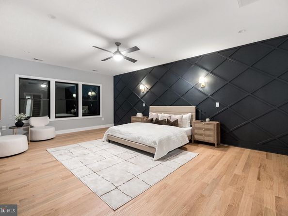 1052 Balls Hill Road, Mclean VA 22101