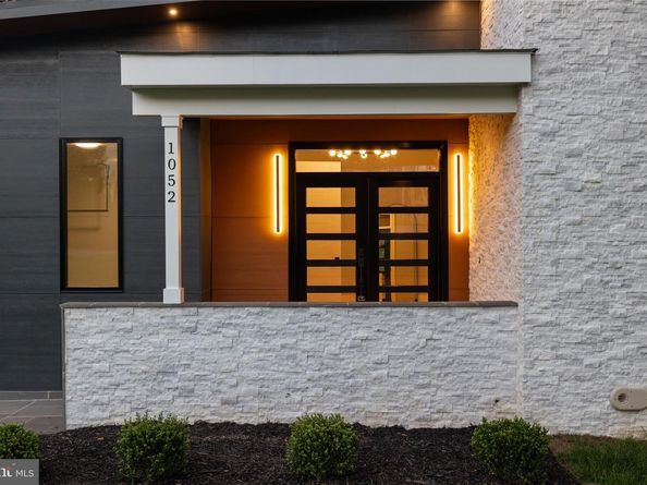 1052 Balls Hill Road, Mclean VA 22101