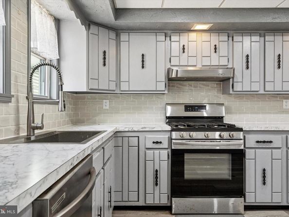 6014 Walker Street, Philadelphia PA 19135