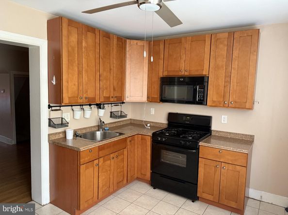 2757 Croydon Street, Philadelphia PA 19137