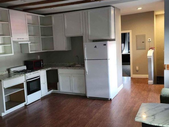 5400 W Montgomery Avenue, Philadelphia PA 19131