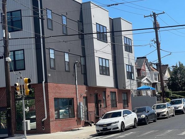 5400 W Montgomery Avenue, Philadelphia PA 19131