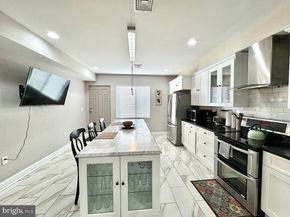 1146 S 6TH Street, Philadelphia PA 19147