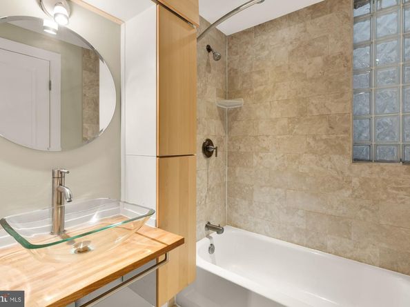 2656 15TH Street NW 103, Washington DC 20009