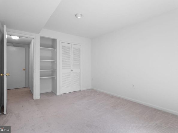 1806 N Shore Court, Reston VA 20190