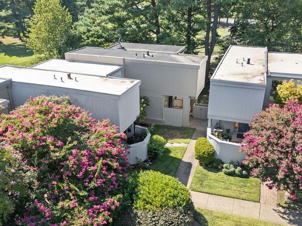 1806 N Shore Court, Reston VA 20190