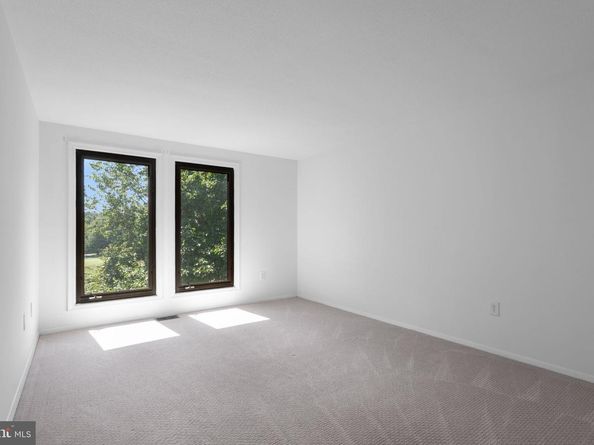 1806 N Shore Court, Reston VA 20190