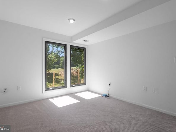 1806 N Shore Court, Reston VA 20190