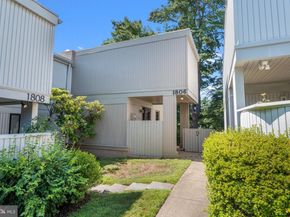 1806 N Shore Court, Reston VA 20190