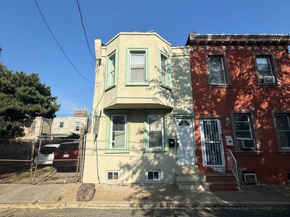 2609 N Waterloo Street, Philadelphia PA 19133