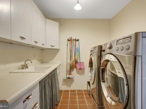 1012 Grant Street, Herndon VA 20170
