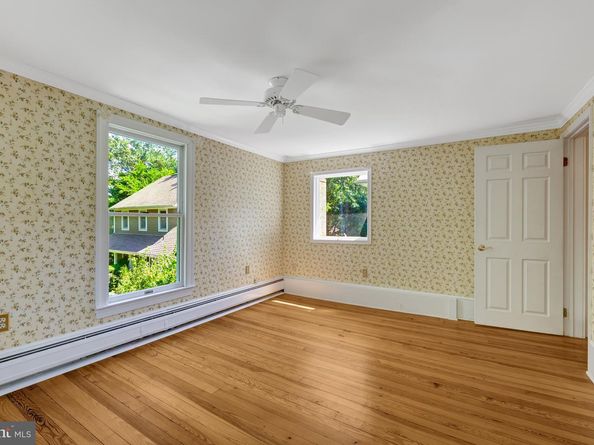 1012 Grant Street, Herndon VA 20170