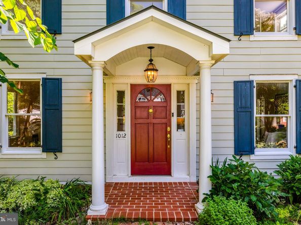 1012 Grant Street, Herndon VA 20170