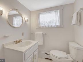 1012 Grant Street, Herndon VA 20170