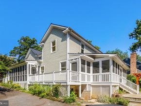 1012 Grant Street, Herndon VA 20170