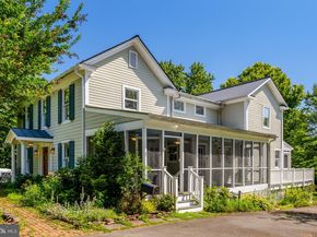 1012 Grant Street, Herndon VA 20170