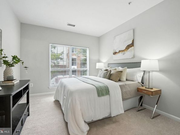 4854 Eisenhower Avenue 248, Alexandria VA 22304