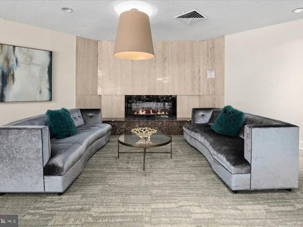6101 Edsall Road 702, Alexandria VA 22304