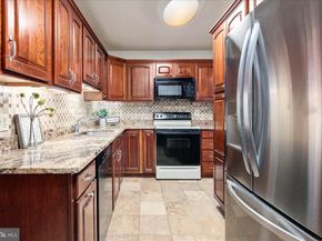 6101 Edsall Road 702, Alexandria VA 22304