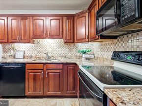 6101 Edsall Road 702, Alexandria VA 22304