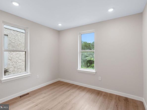 1603 E Hunting Park Avenue, Philadelphia PA 19124