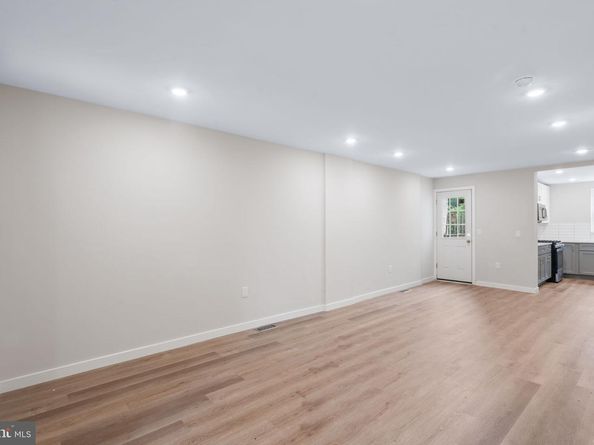 1603 E Hunting Park Avenue, Philadelphia PA 19124