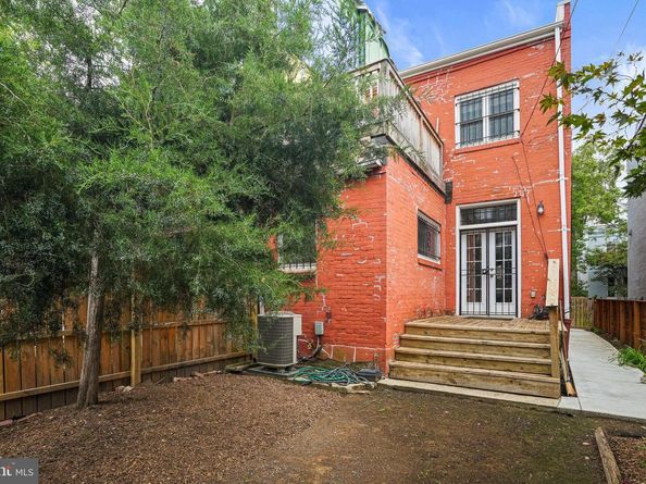 1511 Caroline Street NW, Washington DC 20009