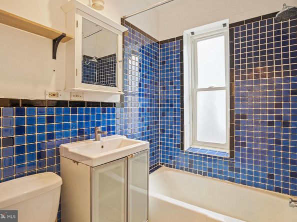 1511 Caroline Street NW, Washington DC 20009