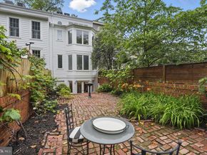 219 N Pitt Street, Alexandria VA 22314