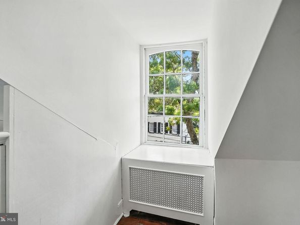 219 N Pitt Street, Alexandria VA 22314
