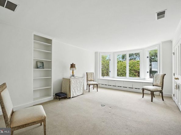 219 N Pitt Street, Alexandria VA 22314
