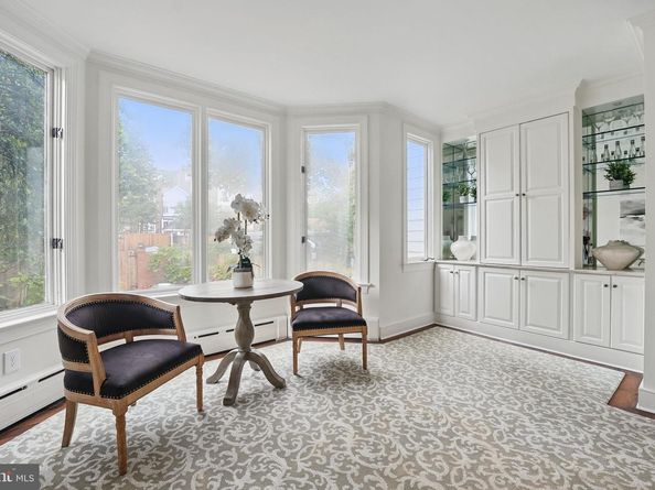 219 N Pitt Street, Alexandria VA 22314