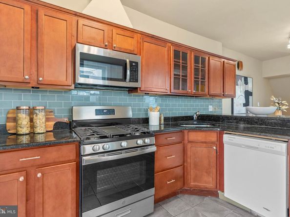 2436 Montrose Street, Philadelphia PA 19146