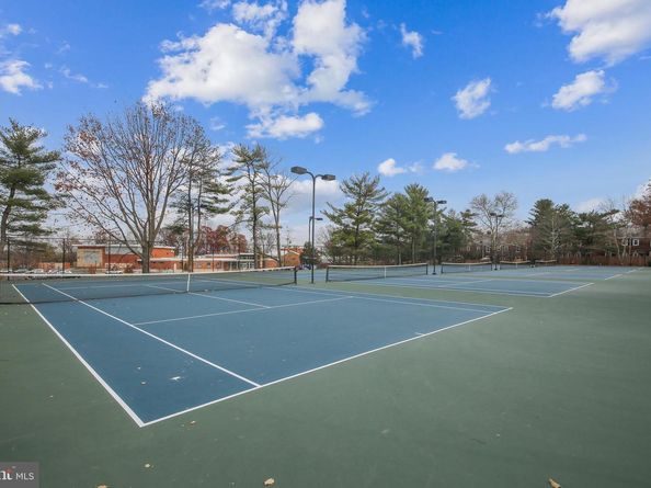 4821 31st Street S B1, Arlington VA 22206