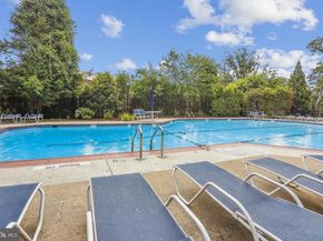 4821 31st Street S B1, Arlington VA 22206