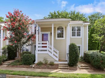 2867 Yarling Court