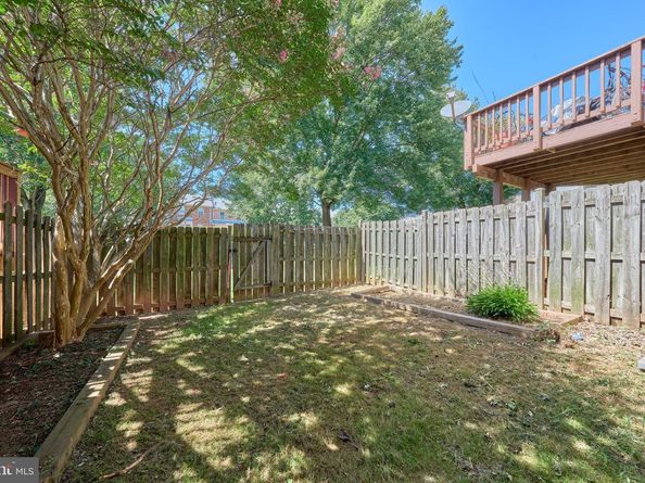 21073 Semblance Drive, Sterling VA 20164