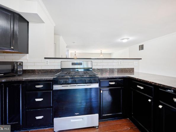 21073 Semblance Drive, Sterling VA 20164