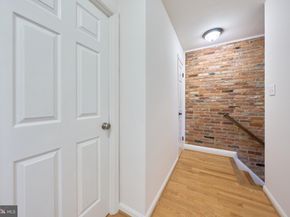 21073 Semblance Drive, Sterling VA 20164