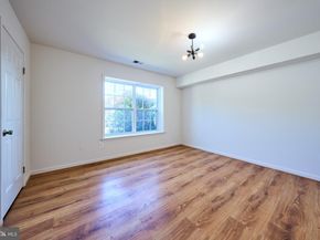 21073 Semblance Drive, Sterling VA 20164