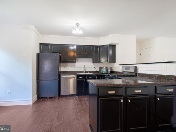 21073 Semblance Drive, Sterling VA 20164