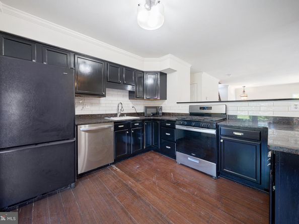 21073 Semblance Drive, Sterling VA 20164