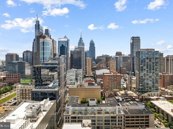 23 S 23rd Street 2L, Philadelphia PA 19103
