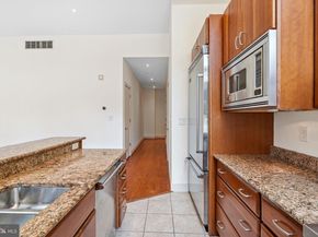 23 S 23rd Street 2L, Philadelphia PA 19103